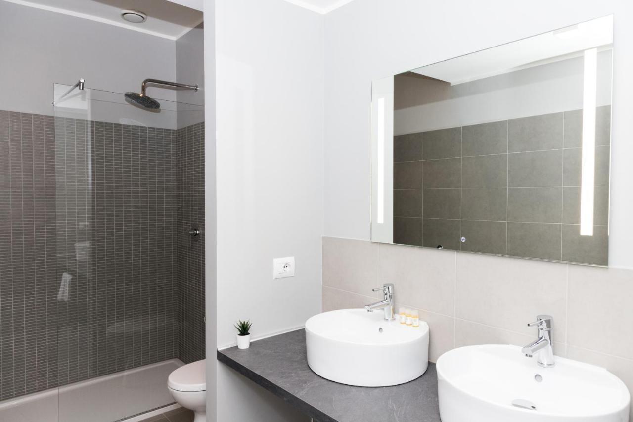 Hemeras Boutique Homes - 2 Luxury Apartments In The City Center Milan Exterior photo