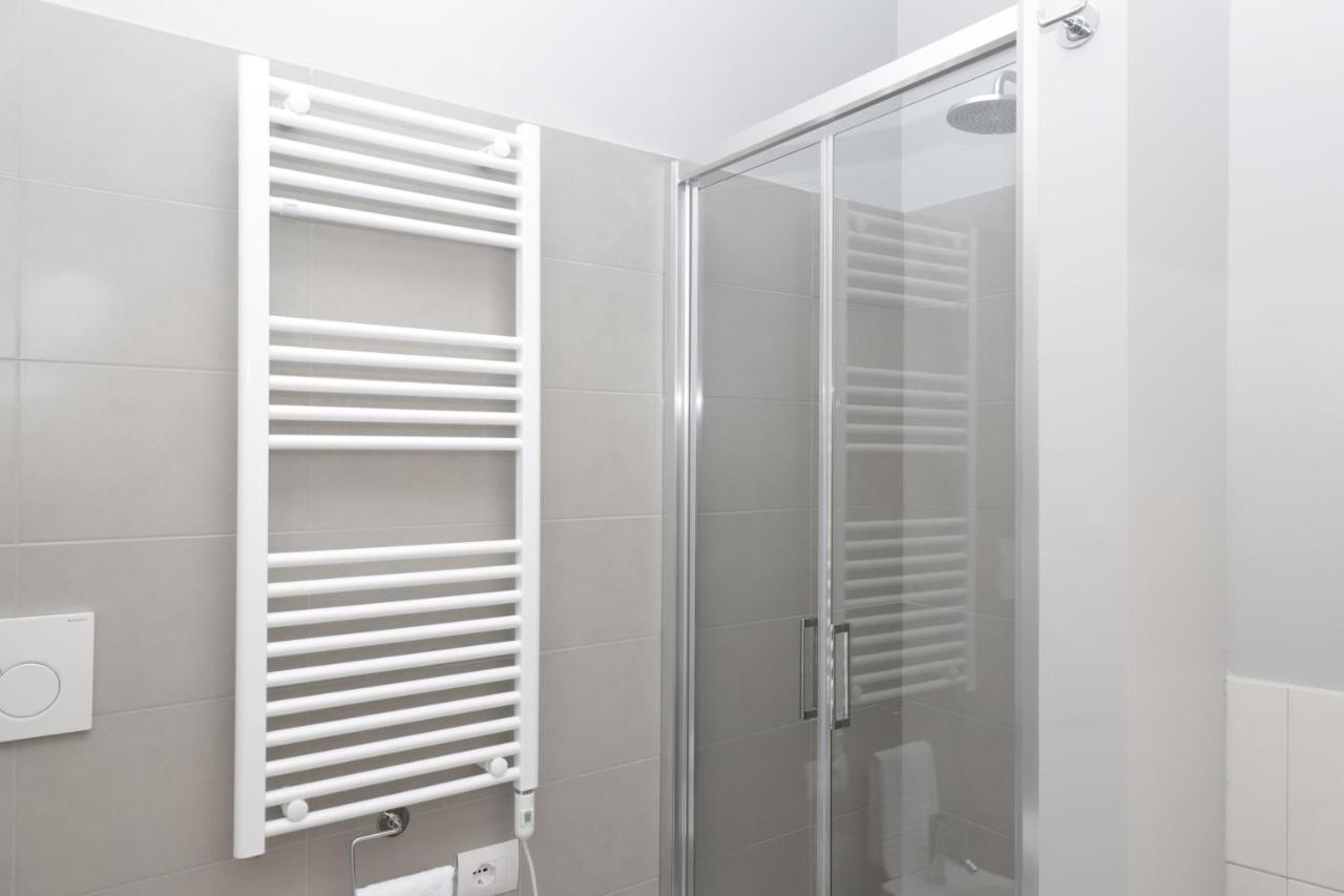 Hemeras Boutique Homes - 2 Luxury Apartments In The City Center Milan Exterior photo