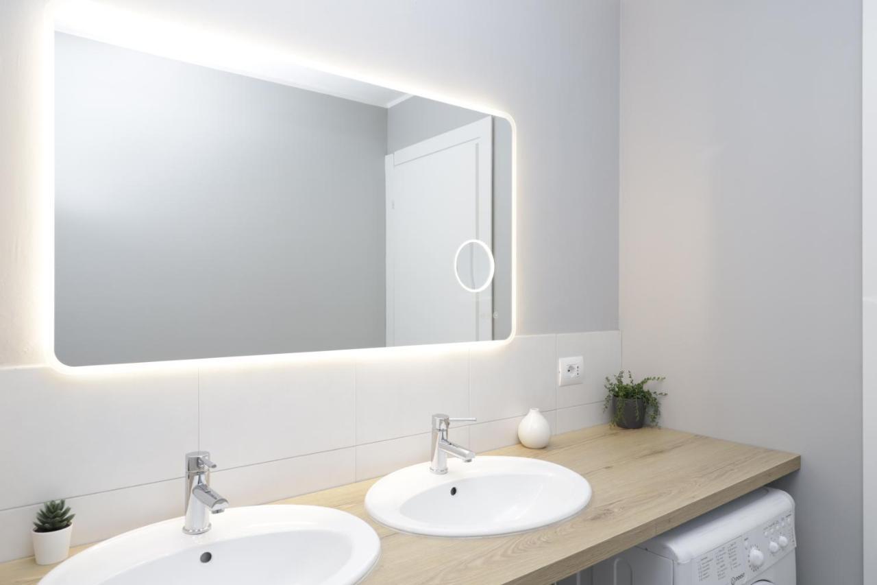 Hemeras Boutique Homes - 2 Luxury Apartments In The City Center Milan Exterior photo